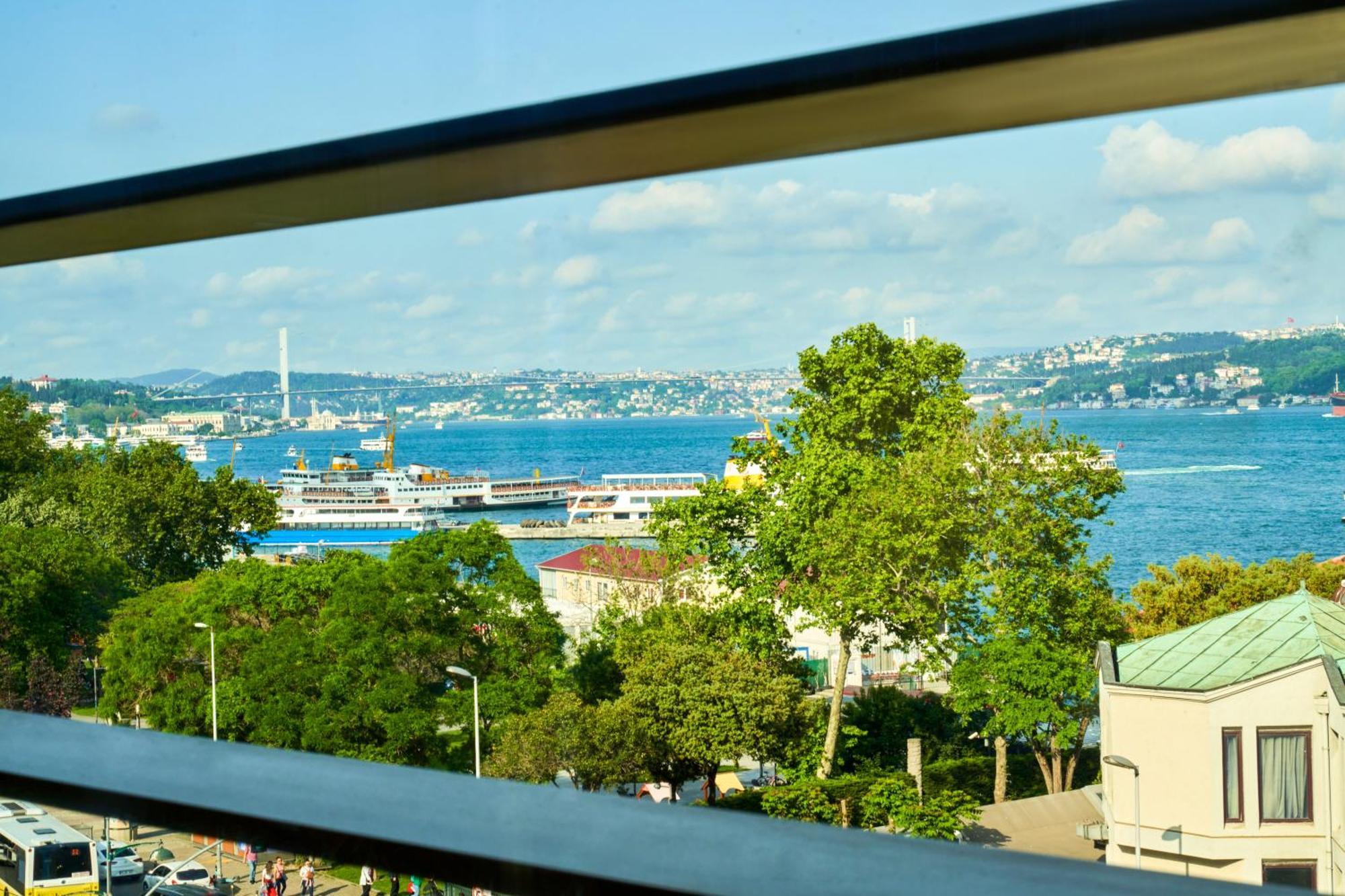 Metropolitan Hotels Bosphorus - Special Category Istanbul Exterior photo